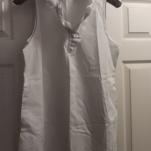 Small, Simply Noelle, White V Neck Tank with Ruffled Collar